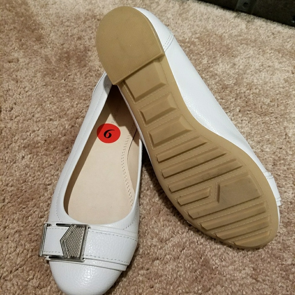 Calvin Klein white flats